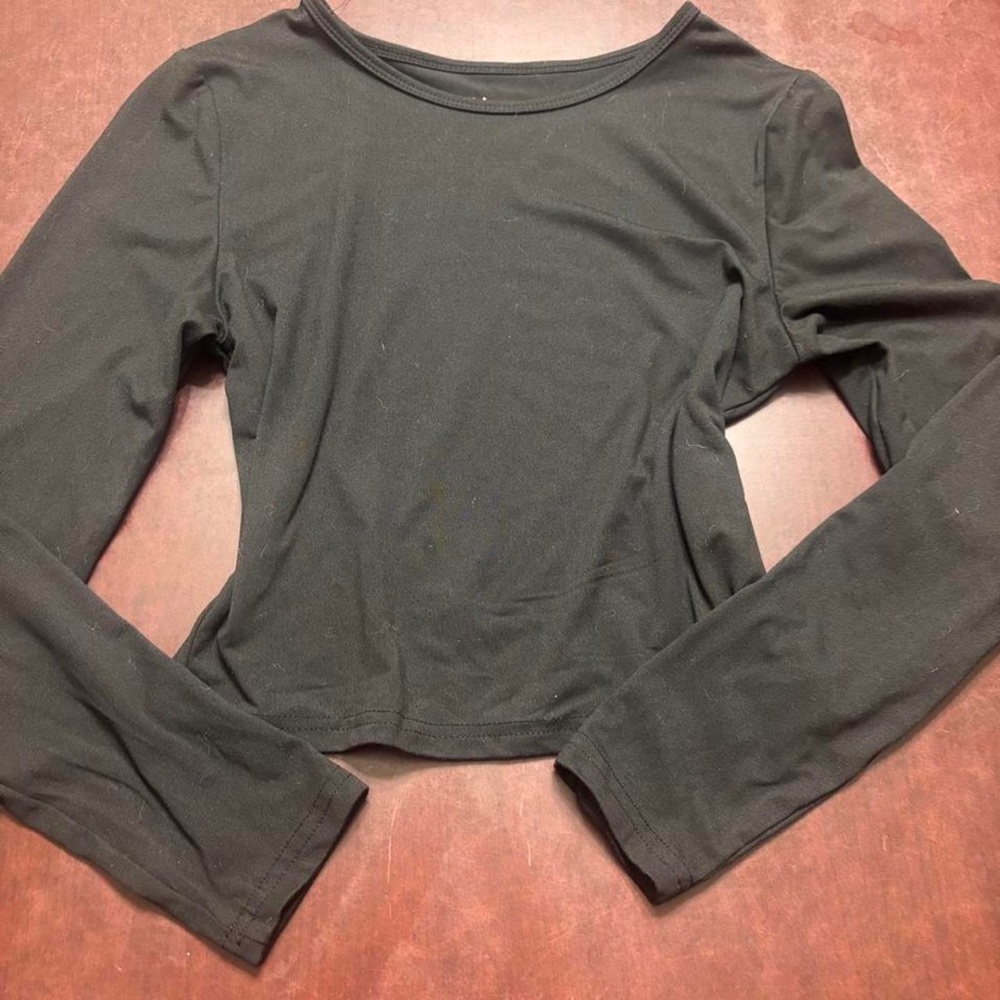 SHEIN Black Long-Sleeve Crewneck Top